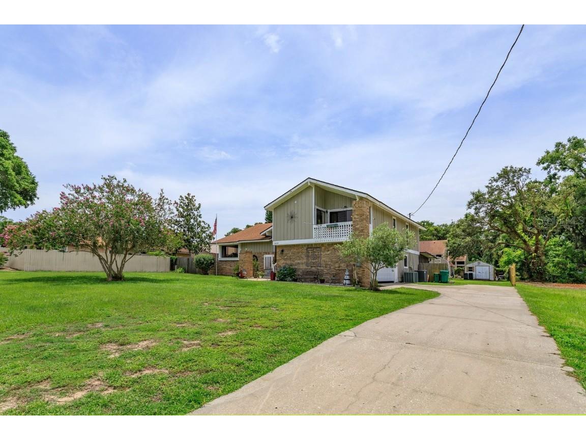 800 Lakeview Avenue Mount Dora FL 32757 G5099418 image3