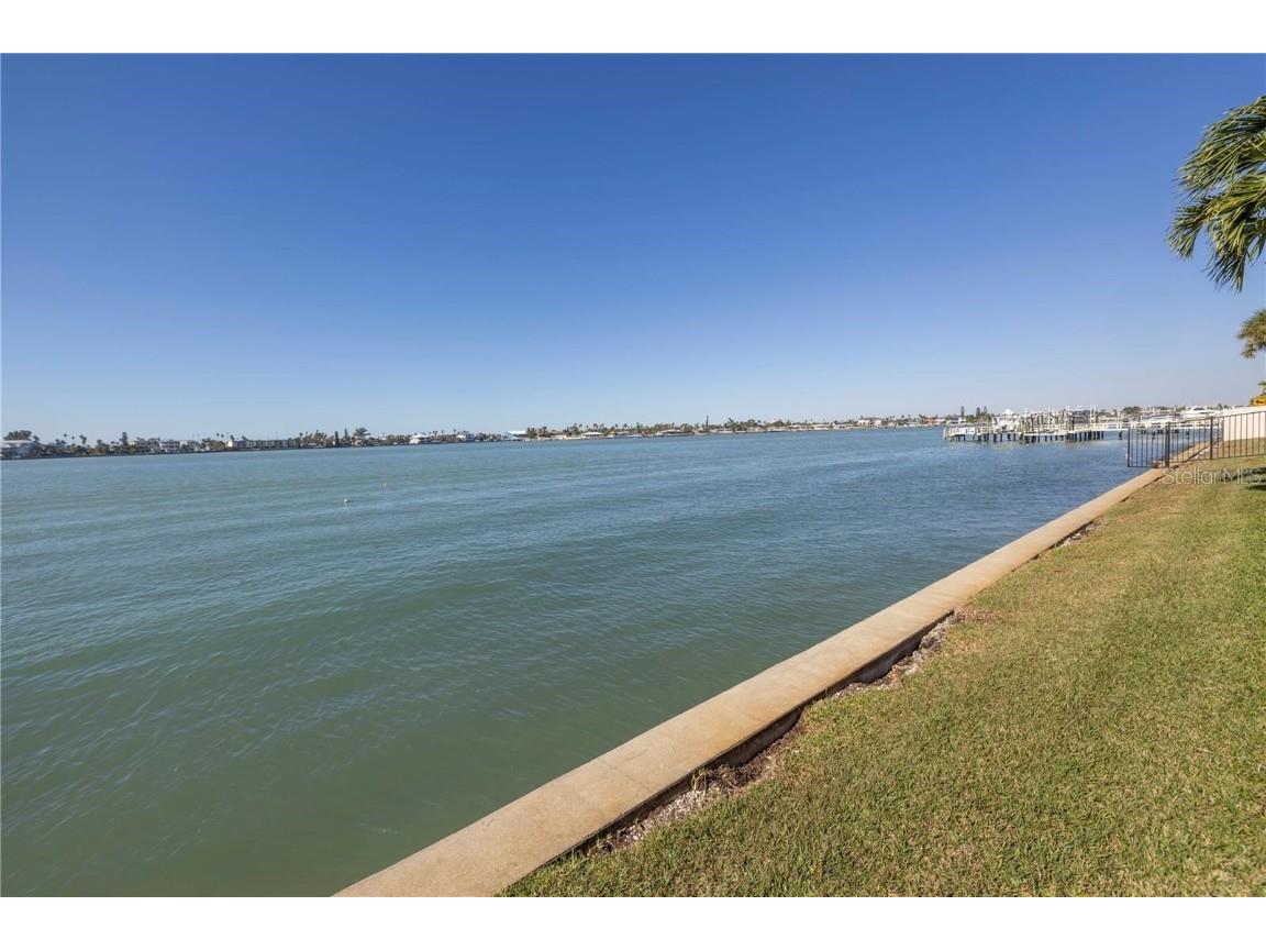 800 Madonna Boulevard #B Tierra Verde FL 33715 - PASS-A-GRILLE CHANNEL U8248026 image37