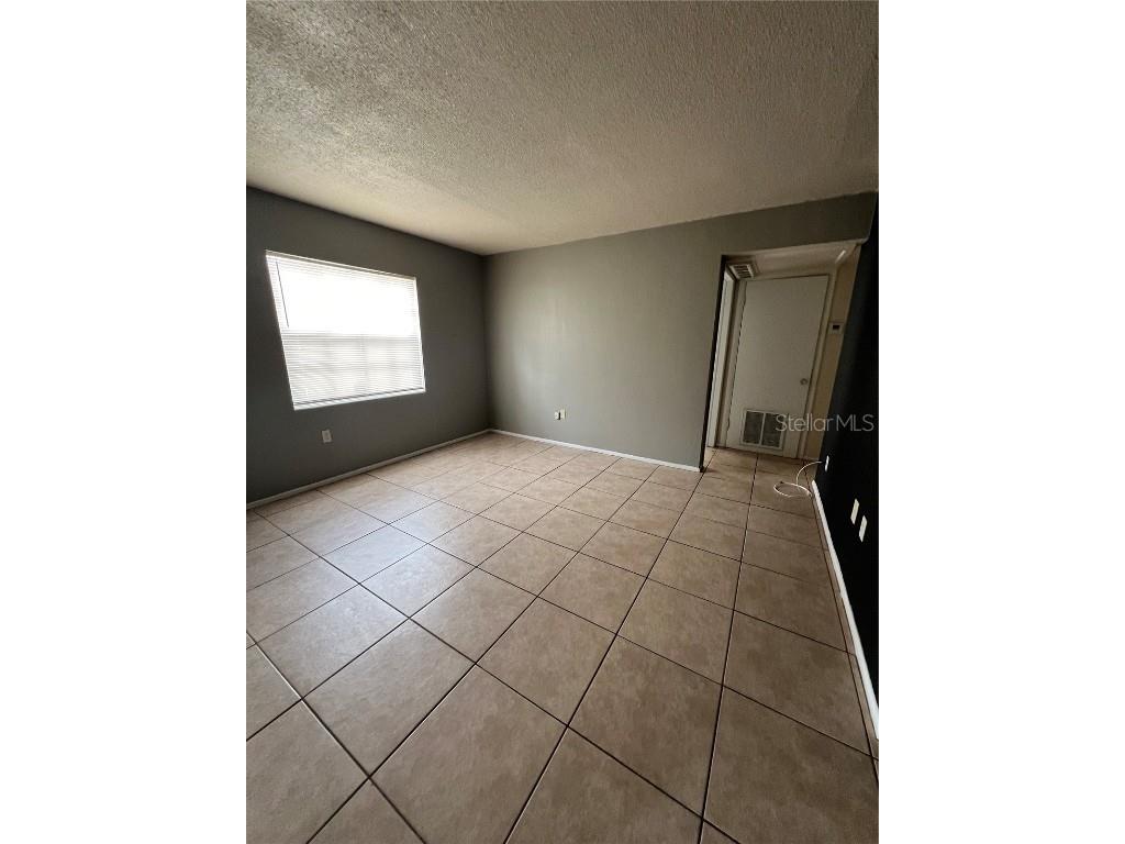 800 N Hastings Street #001 Orlando FL 32808 O6357022 image2