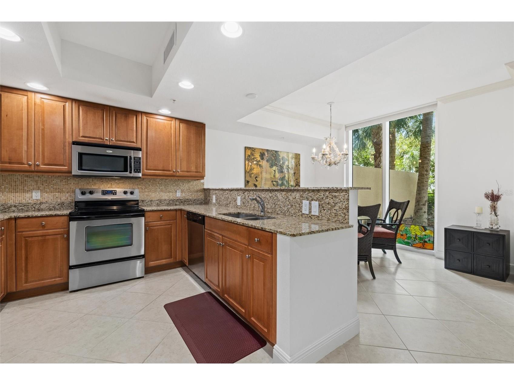 800 N Tamiami Trail #103 Sarasota FL 34236 A4682840 image12