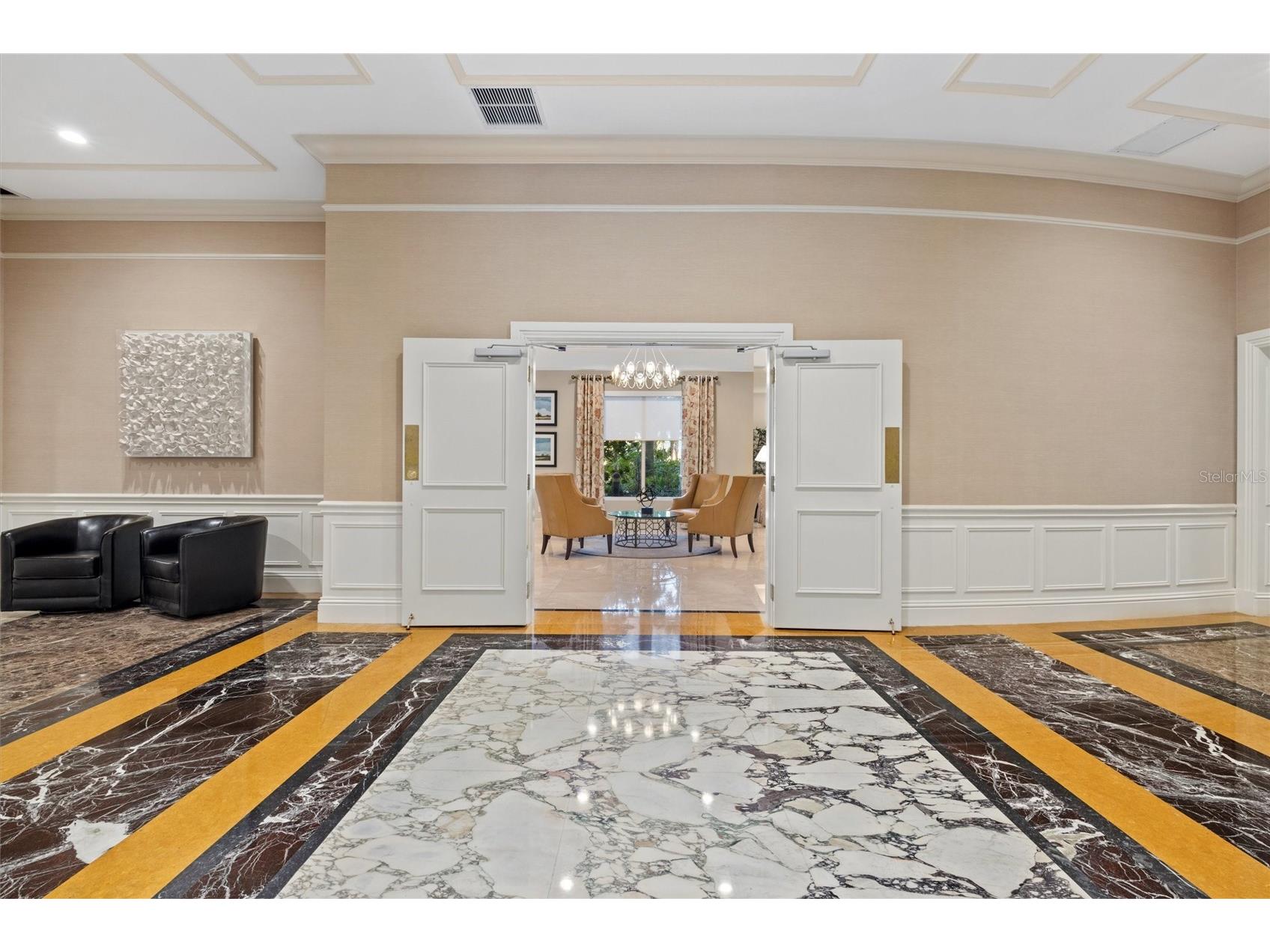 800 N Tamiami Trail #103 Sarasota FL 34236 A4682840 image49