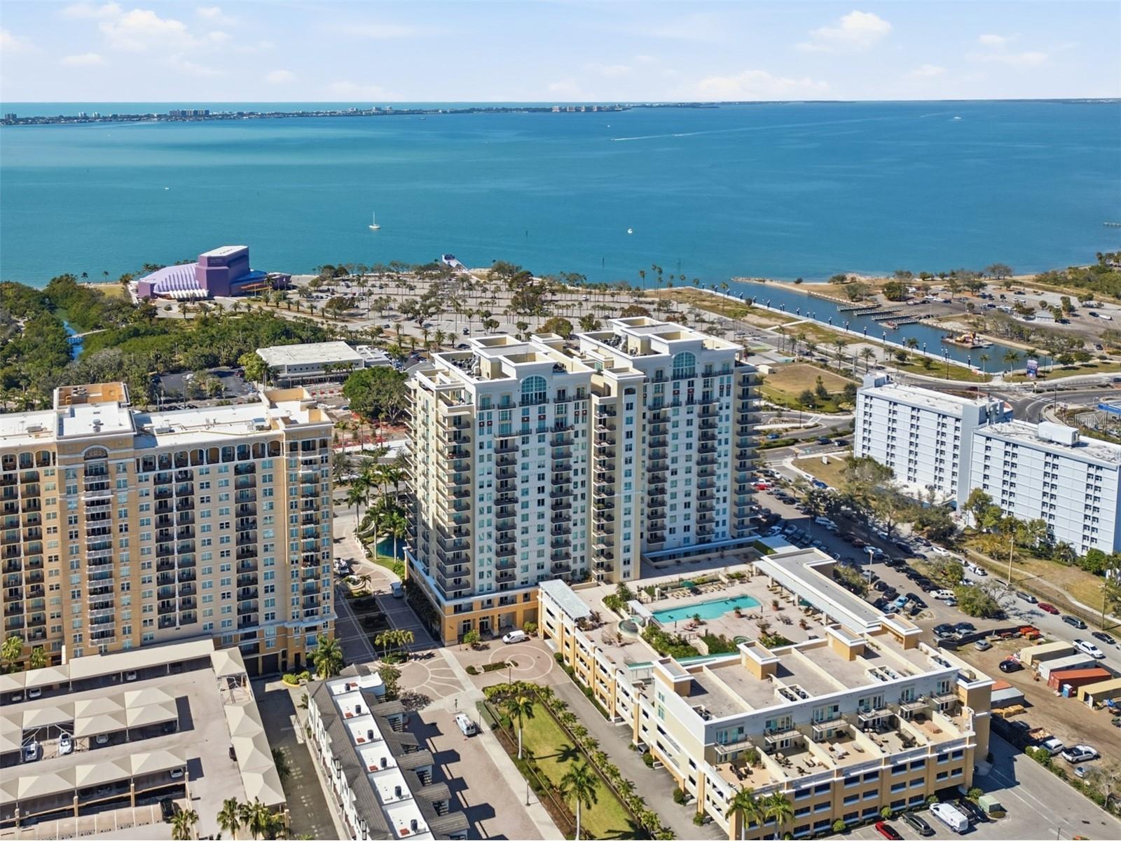 800 N Tamiami Trail #1203 Sarasota FL 34236 - SARASOTA BAY A4680471 image1