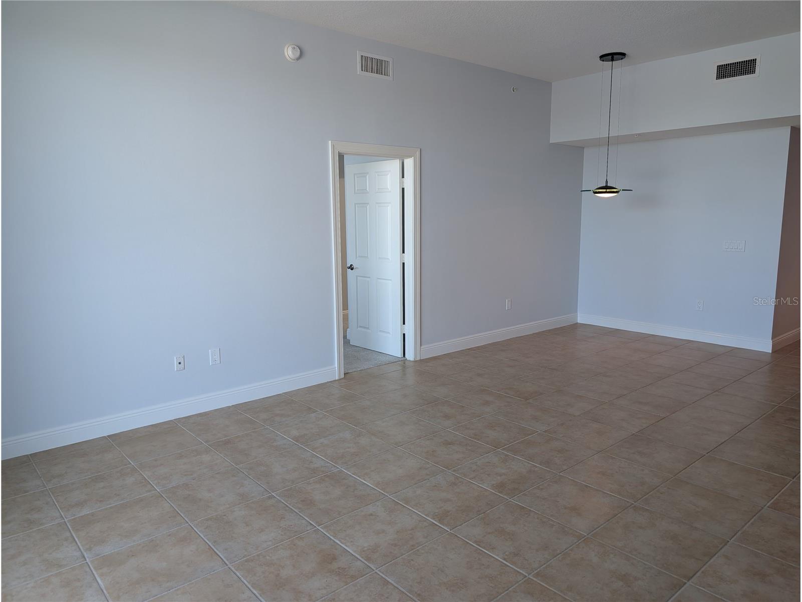 800 N Tamiami Trail #1502 Sarasota FL 34236 A4667134 image10