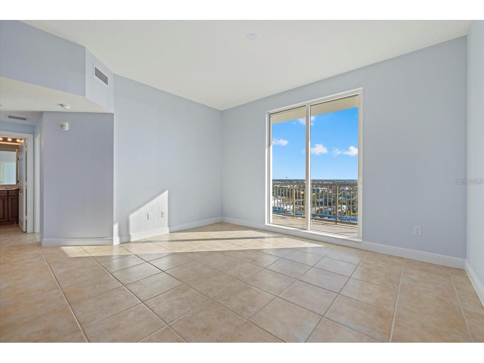 800 N Tamiami Trail #1502 Sarasota FL 34236 A4667134 image5