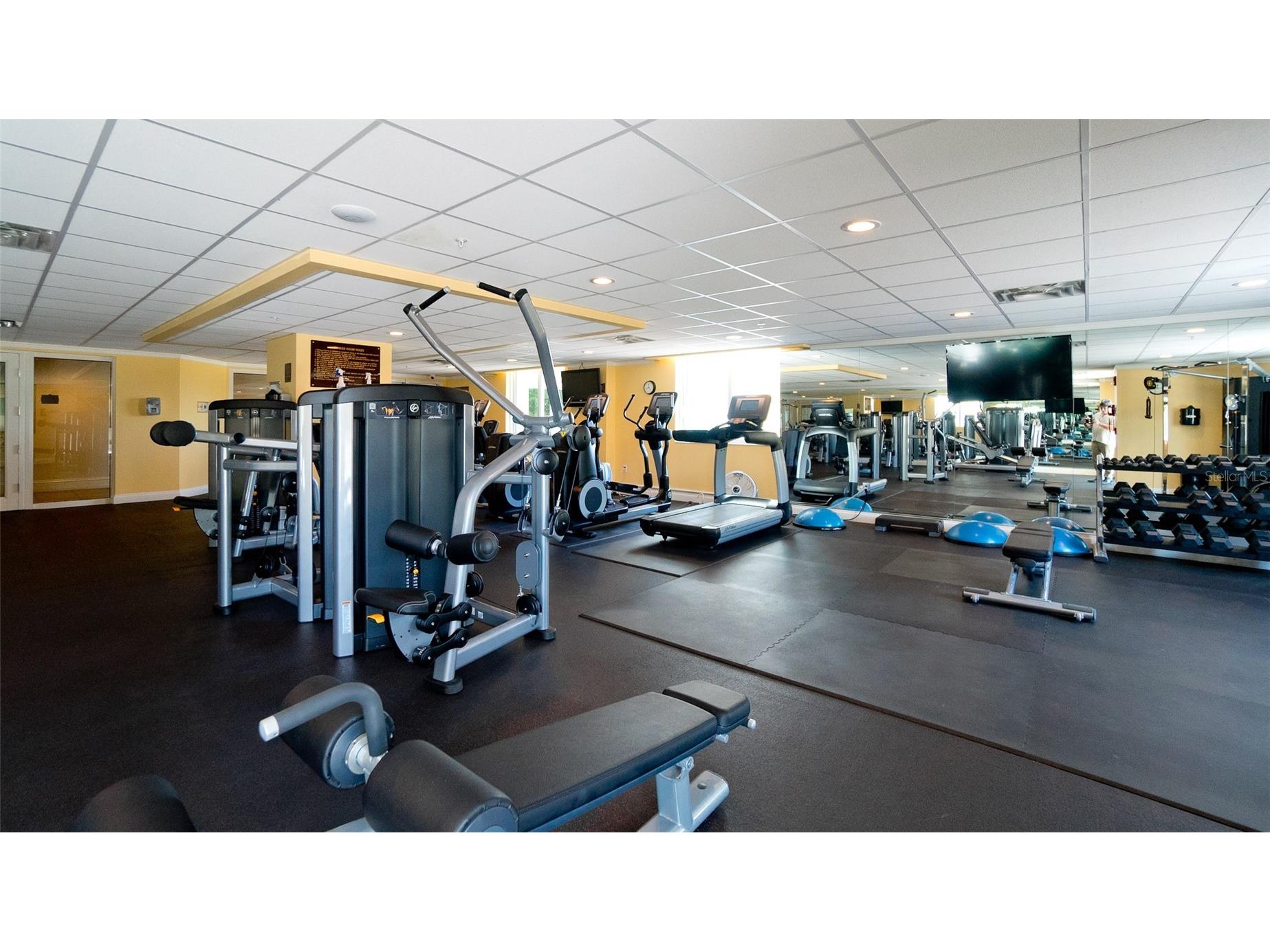 800 N Tamiami Trail #1502 Sarasota FL 34236 A4677113 image42