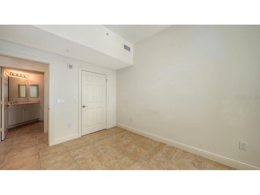 800 N Tamiami Trail #1506 Sarasota FL 34236 A4668870 image27