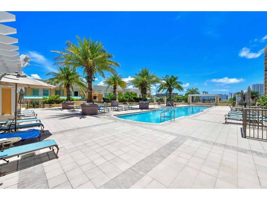 800 N Tamiami Trail #1506 Sarasota FL 34236 A4668870 image36