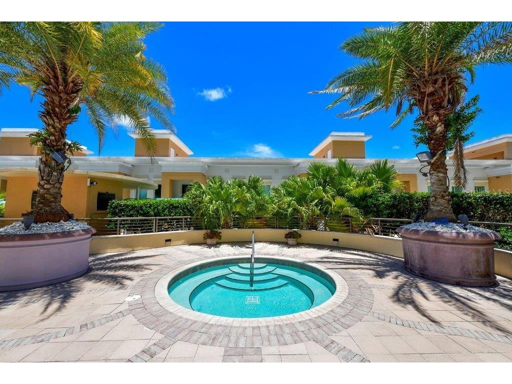 800 N Tamiami Trail #1506 Sarasota FL 34236 A4668870 image38