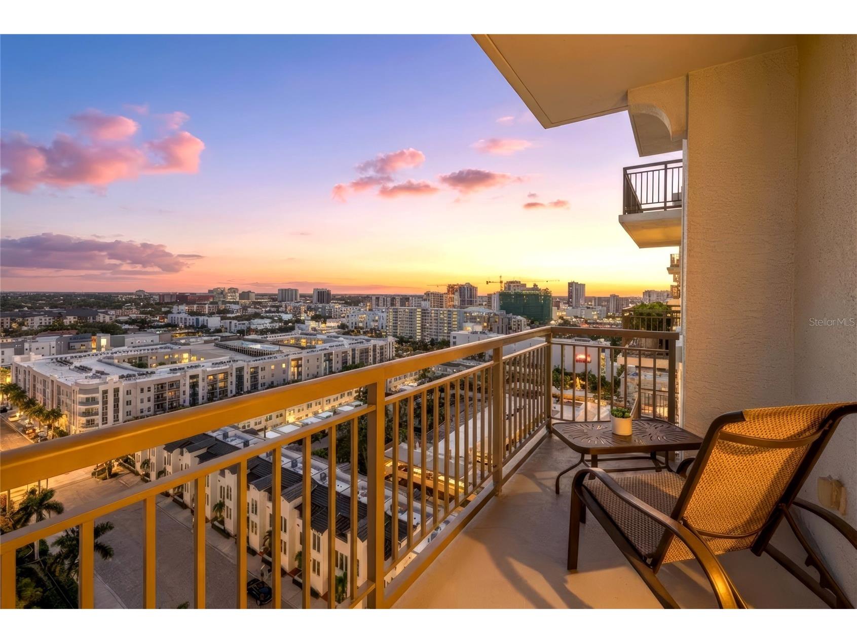 800 N Tamiami Trail #1512 Sarasota FL 34236 - SARASOTA BAY A4680526 image1