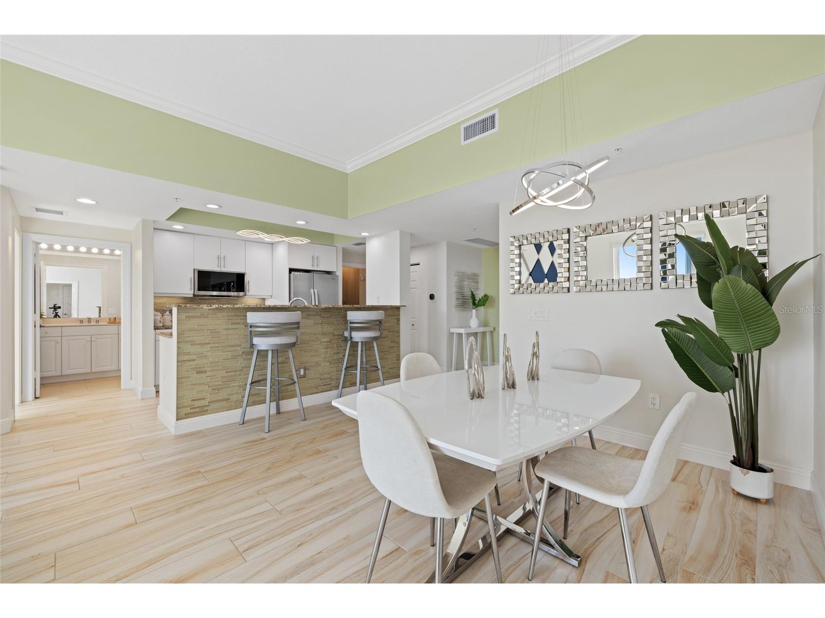 800 N Tamiami Trail #1512 Sarasota FL 34236 - SARASOTA BAY A4680526 image11
