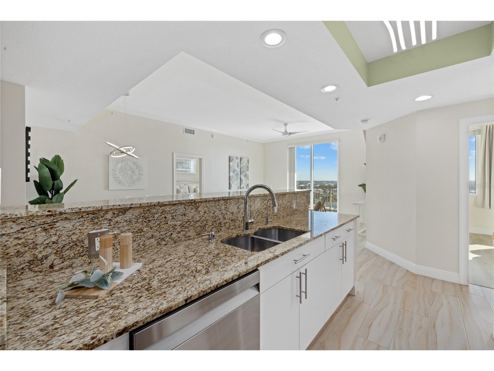 800 N Tamiami Trail #1512 Sarasota FL 34236 - SARASOTA BAY A4680526 image15