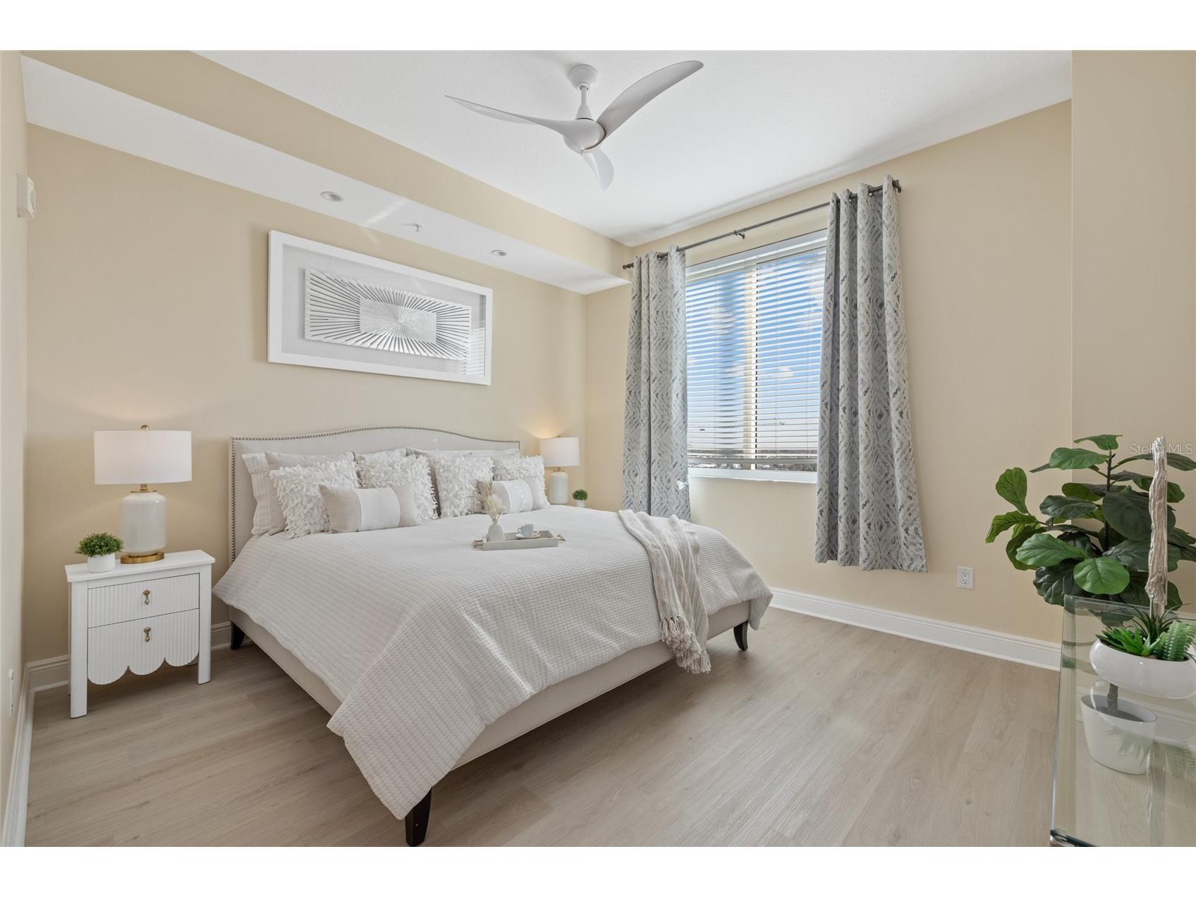 800 N Tamiami Trail #1512 Sarasota FL 34236 - SARASOTA BAY A4680526 image21