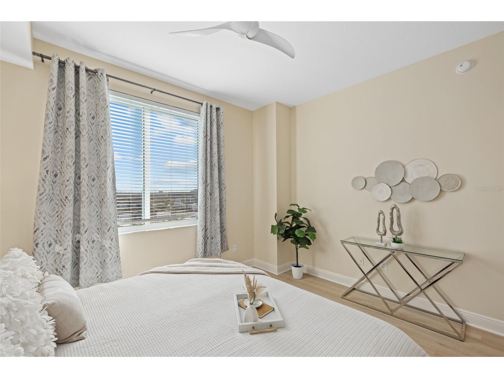 800 N Tamiami Trail #1512 Sarasota FL 34236 - SARASOTA BAY A4680526 image23