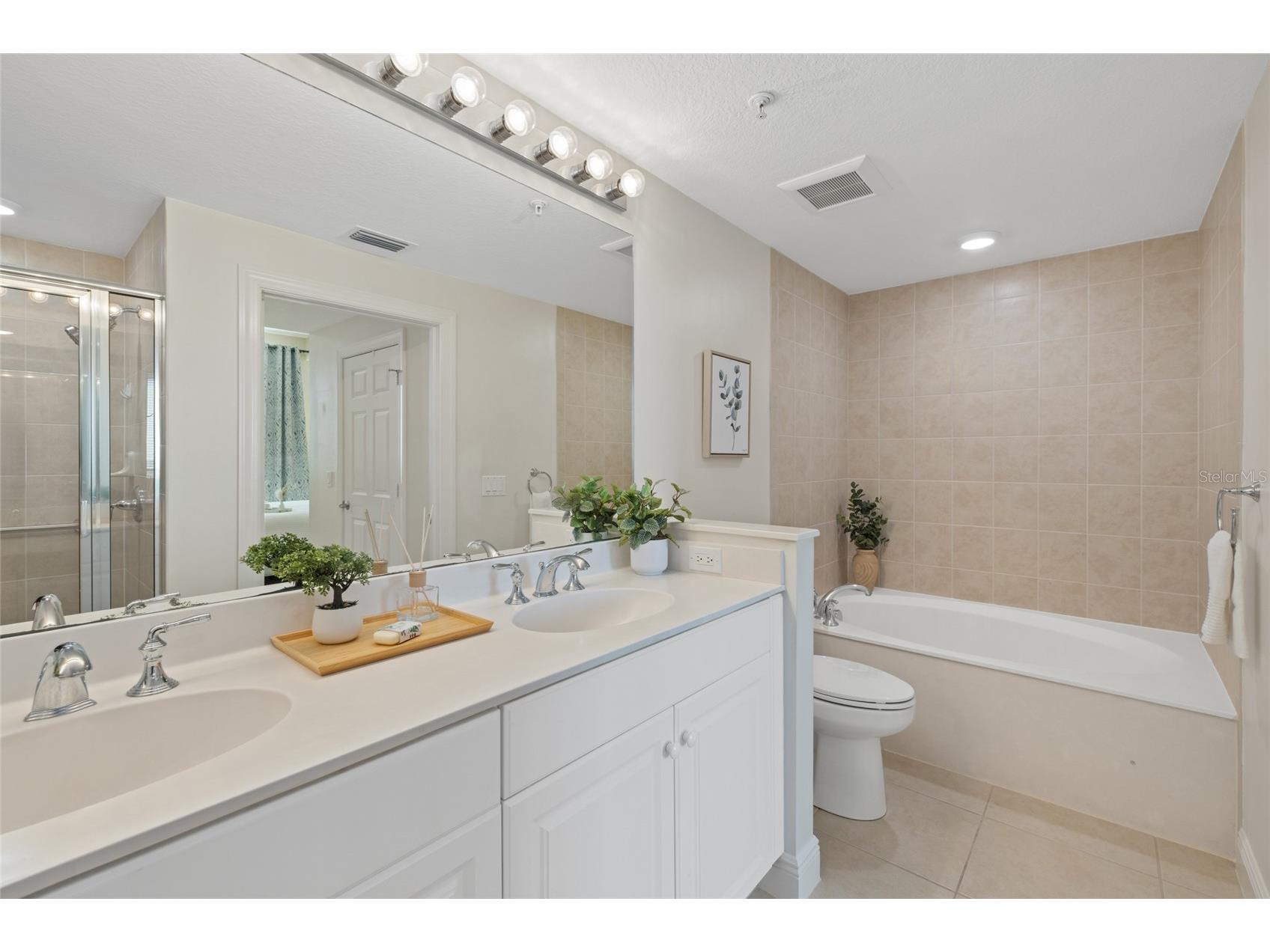 800 N Tamiami Trail #1512 Sarasota FL 34236 - SARASOTA BAY A4680526 image26