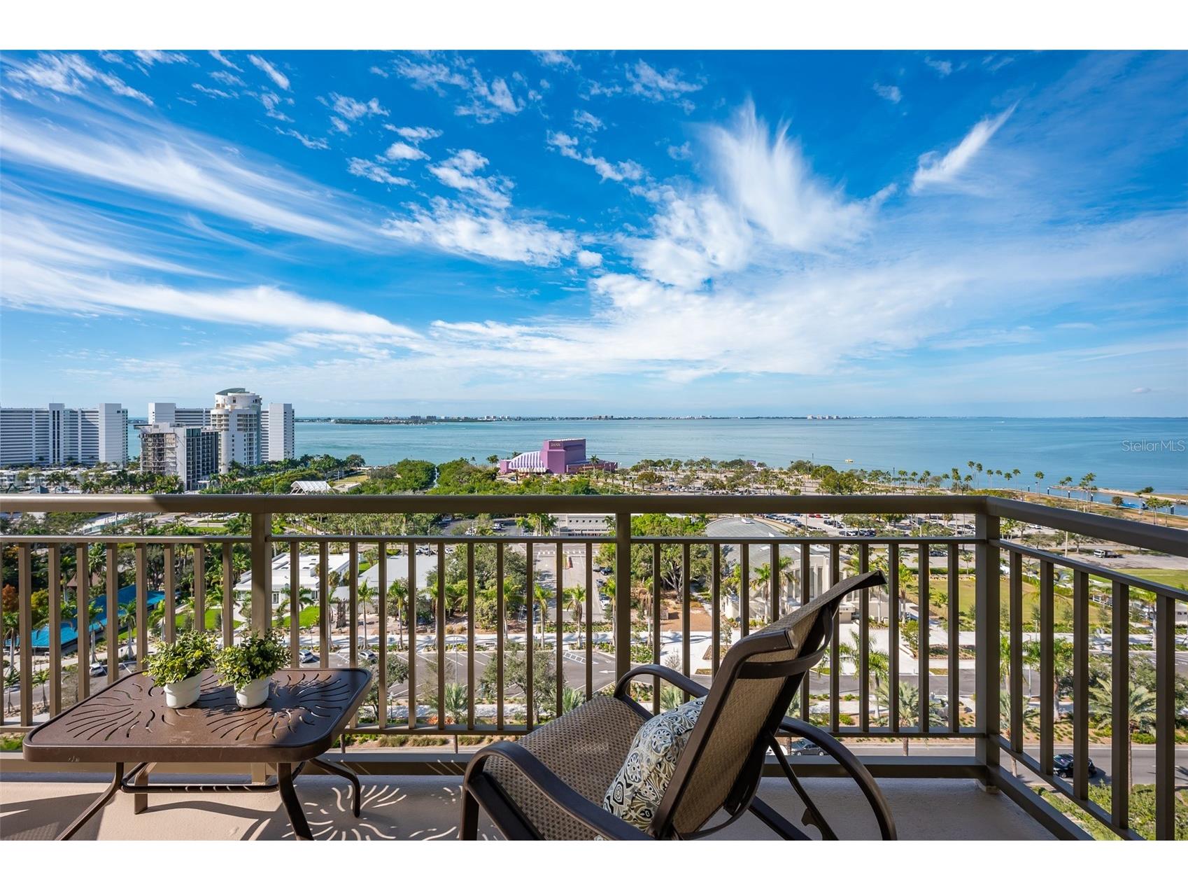 800 N Tamiami Trail #1517 Sarasota FL 34236 A4676855 image1