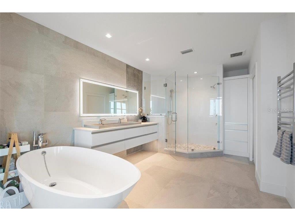 800 N Tamiami Trail #1603 Sarasota FL 34236 - SARASOTA BAY A4669042 image33