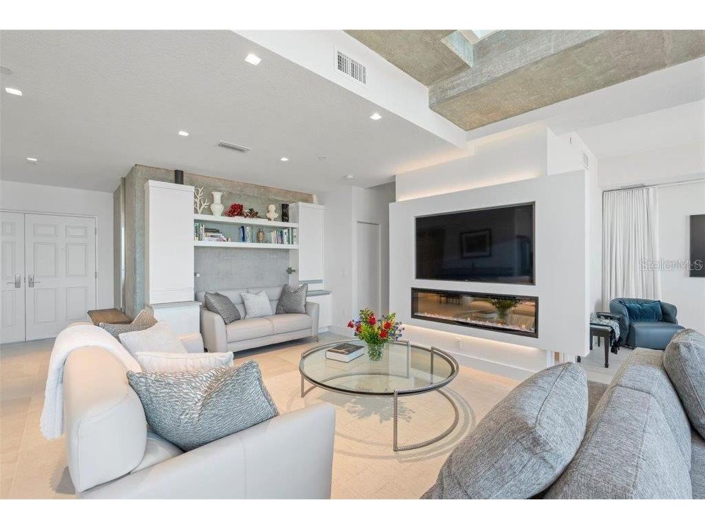 800 N Tamiami Trail #1603 Sarasota FL 34236 - SARASOTA BAY A4669042 image8