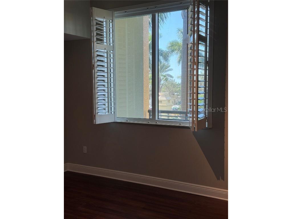 800 N Tamiami Trail #211 Sarasota FL 34236 A4672948 image11