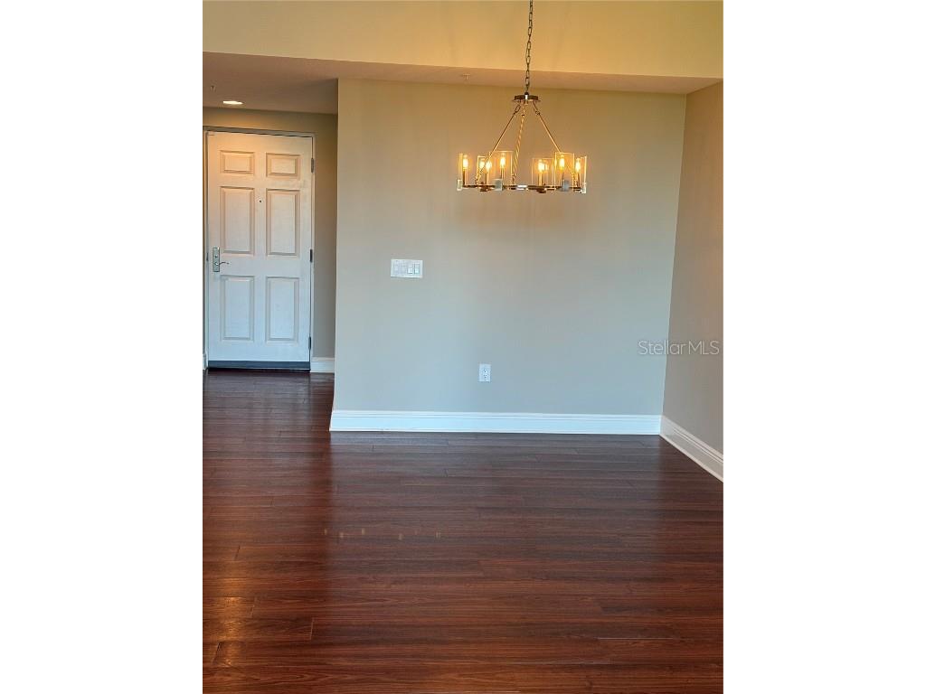 800 N Tamiami Trail #211 Sarasota FL 34236 A4672948 image8