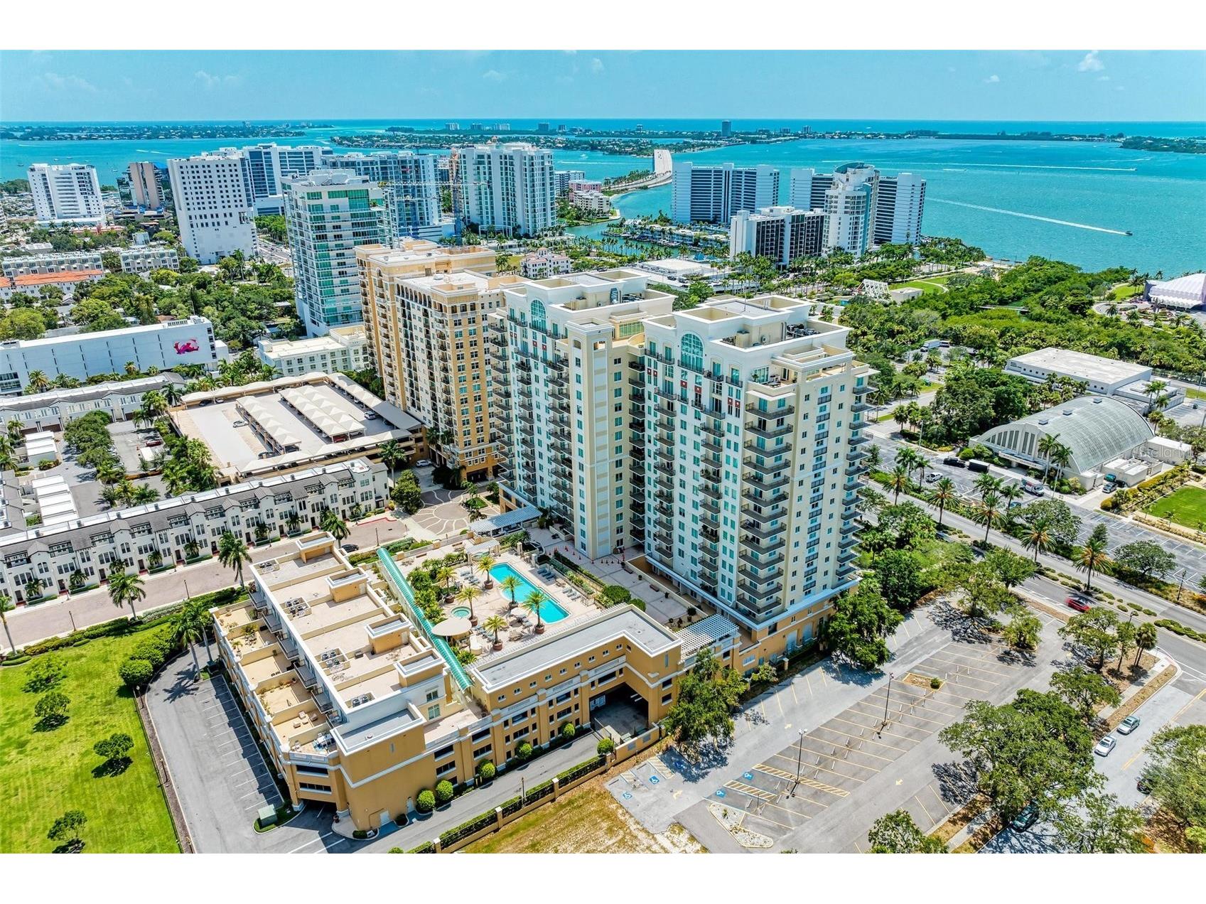 800 N Tamiami Trail #212 Sarasota FL 34236 N6140378 image4