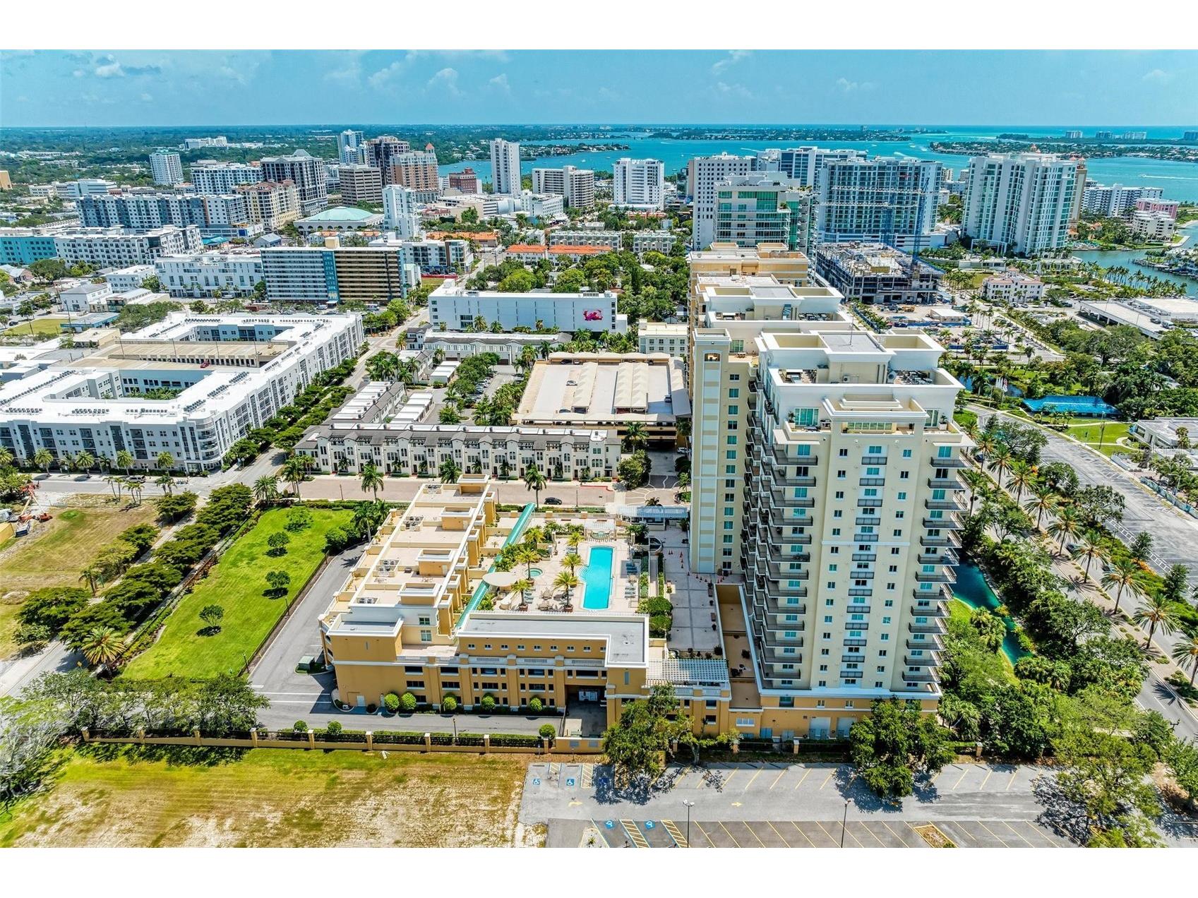 800 N Tamiami Trail #212 Sarasota FL 34236 N6140378 image57