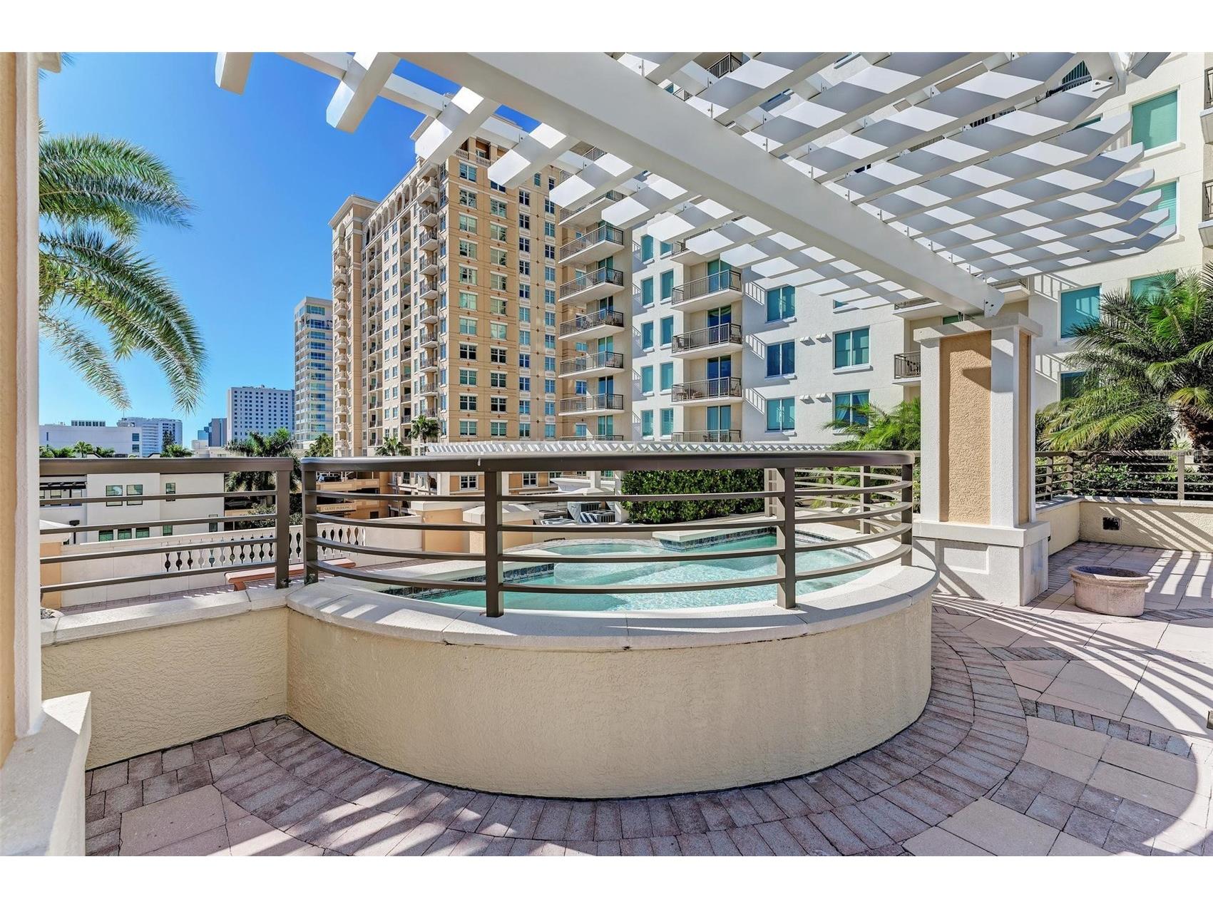 800 N Tamiami Trail #212 Sarasota FL 34236 N6140378 image63