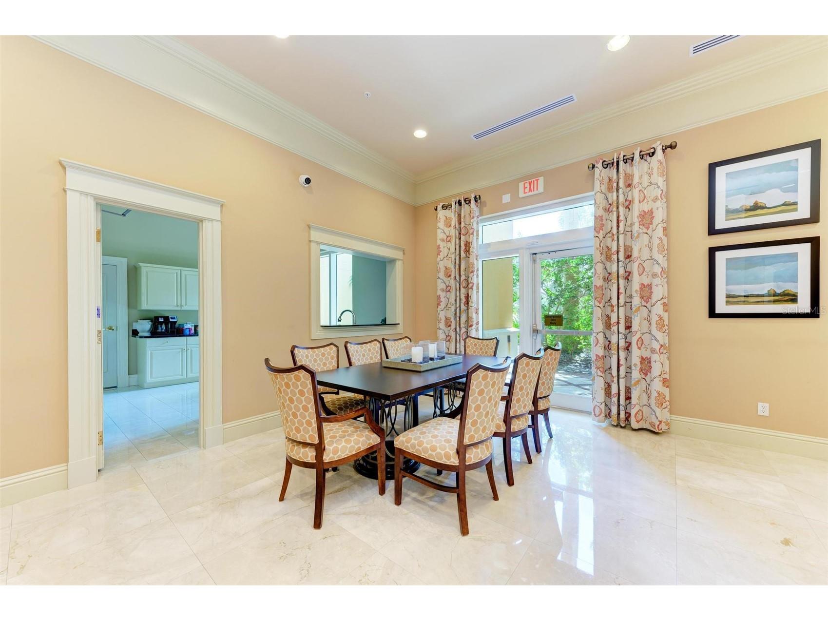 800 N Tamiami Trail #212 Sarasota FL 34236 N6140378 image73