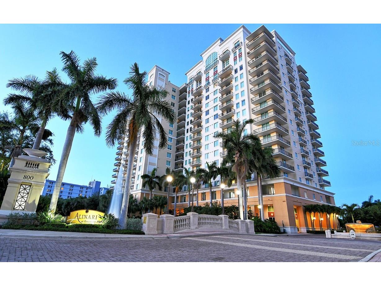 800 N Tamiami Trail #301 Sarasota FL 34236 - SARASOTA BAY A4592980 image1
