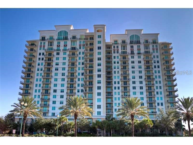800 N. Tamiami Trail #303 Sarasota FL 34236 A4469675 image1