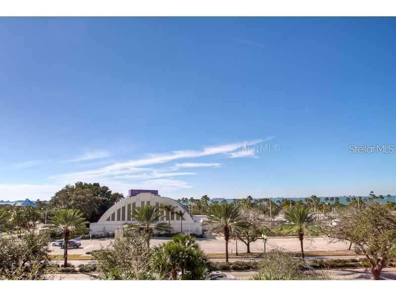 800 N. Tamiami Trail #303 Sarasota FL 34236 A4469675 image10