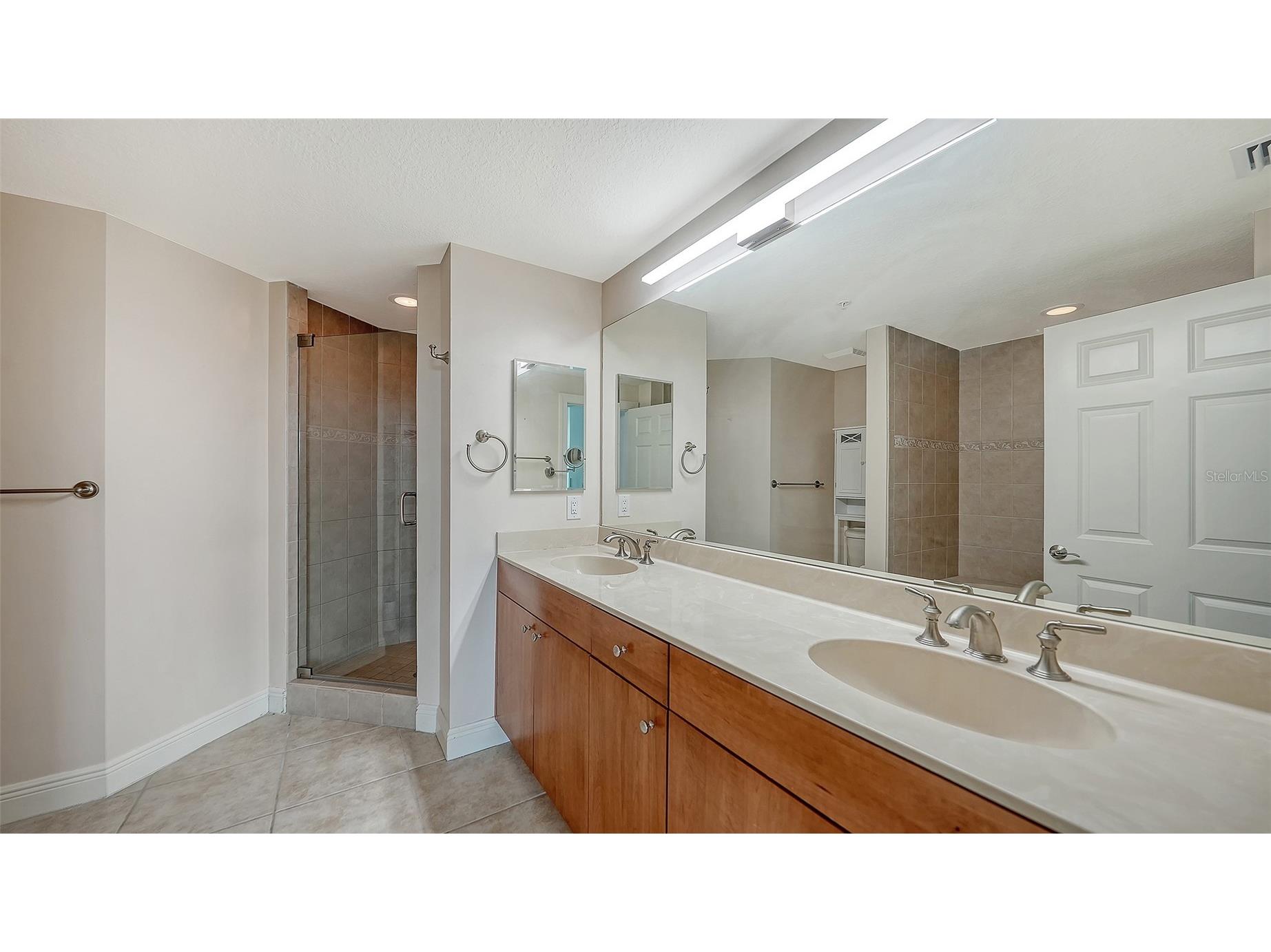 800 N Tamiami Trail #307 Sarasota FL 34236 A4676227 image12