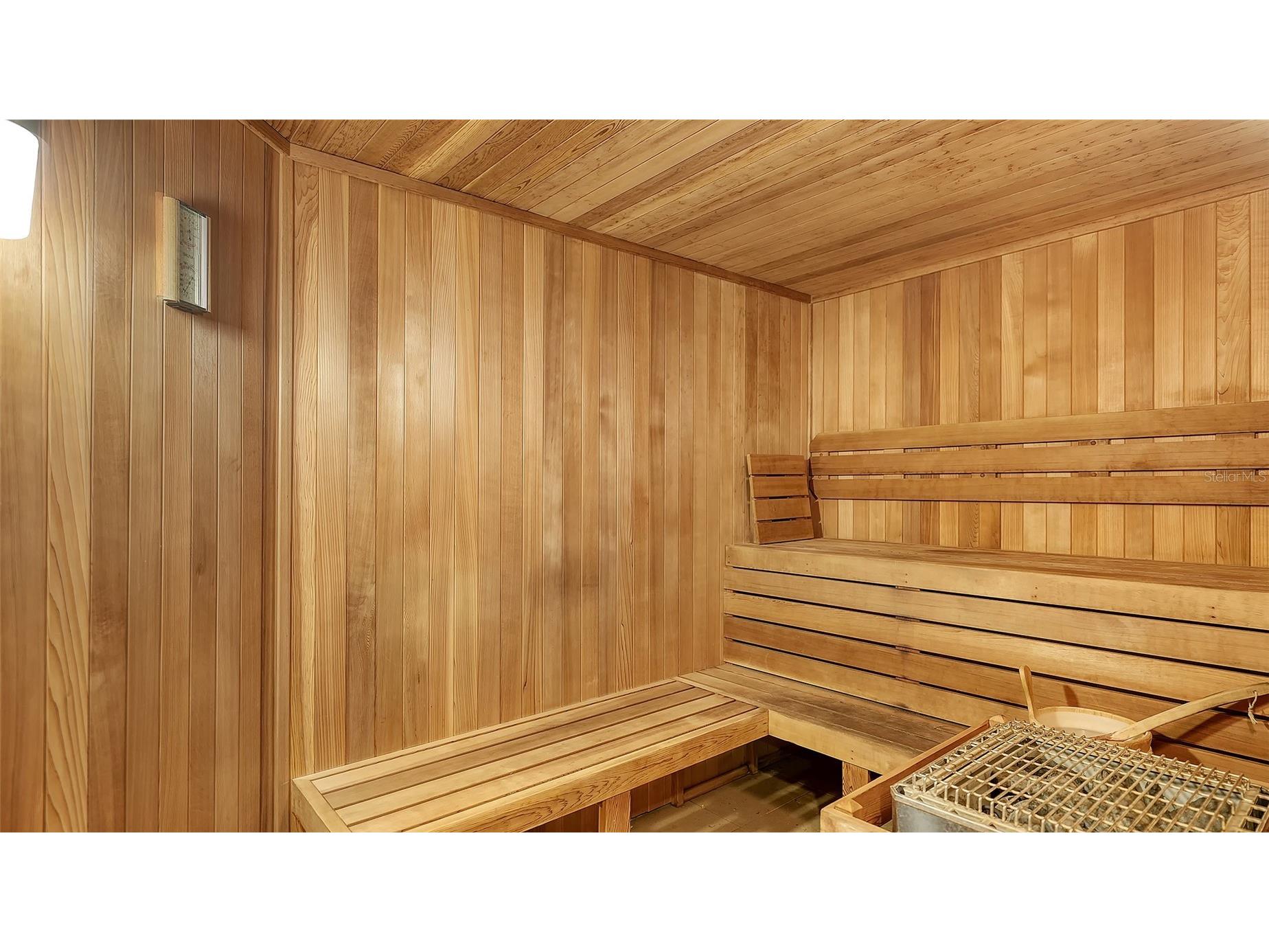 800 N Tamiami Trail #307 Sarasota FL 34236 A4676227 image27