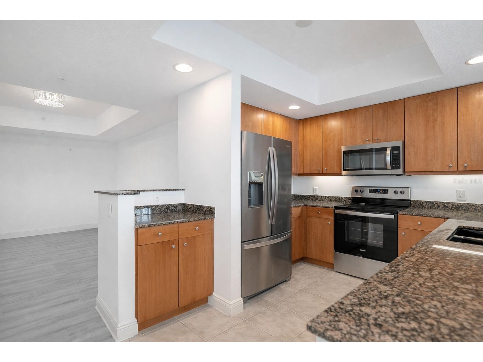 800 N Tamiami Trail #307 Sarasota FL 34236 A4676227 image6