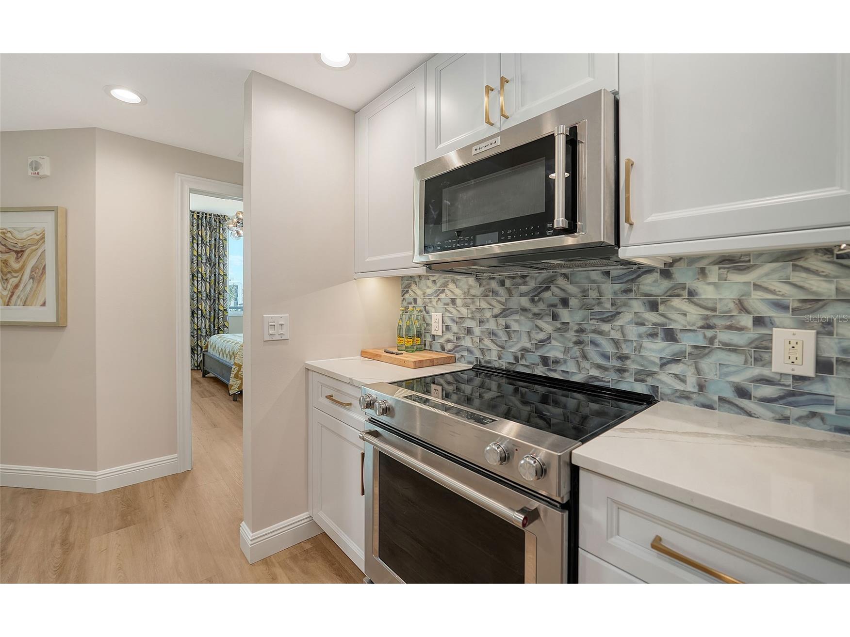 800 N Tamiami Trail #312 Sarasota FL 34236 A4682076 image15