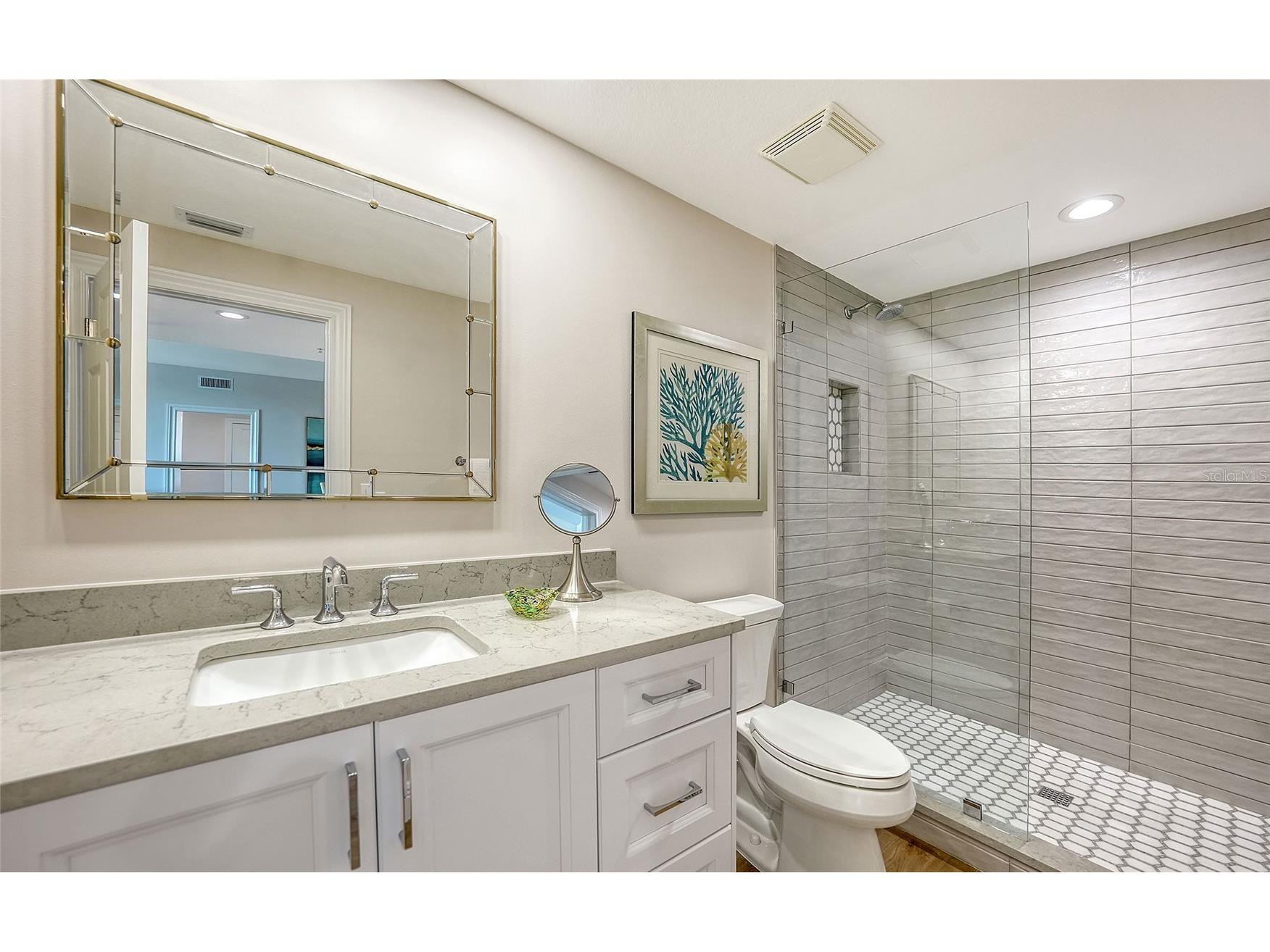 800 N Tamiami Trail #312 Sarasota FL 34236 A4682076 image23