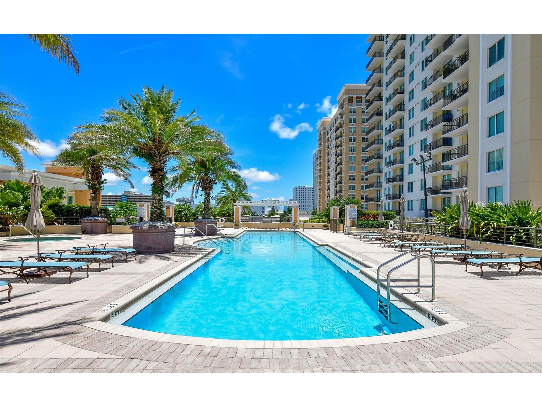 800 N Tamiami Trail #312 Sarasota FL 34236 A4682076 image38