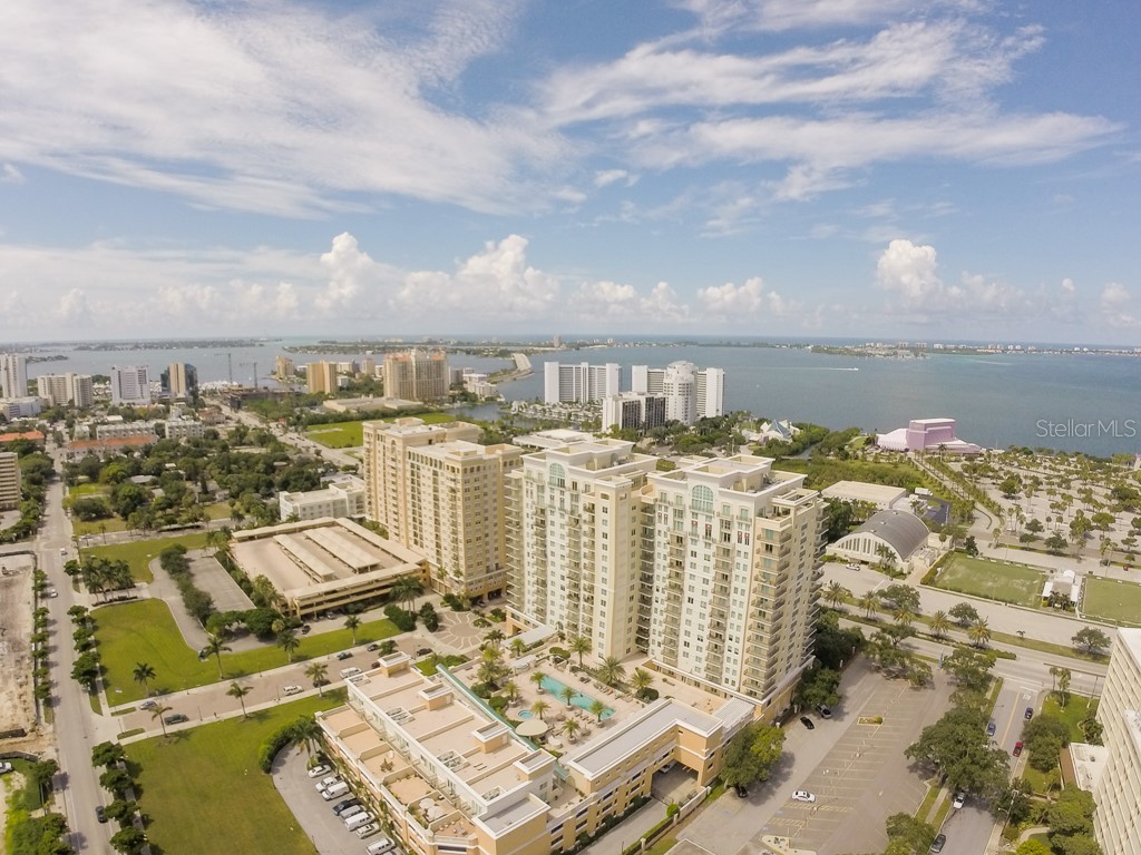 800 N Tamiami Trail #403 Sarasota FL 34236 A4632625 image1
