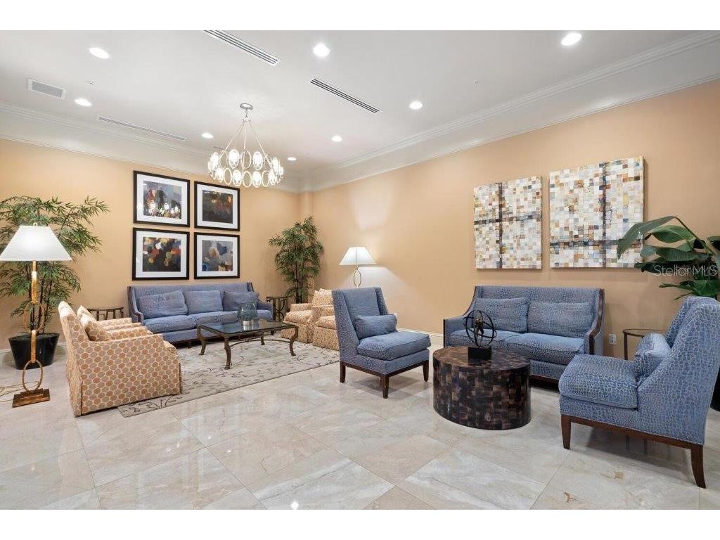 800 N Tamiami Trail #405 Sarasota FL 34236 A4677207 image32