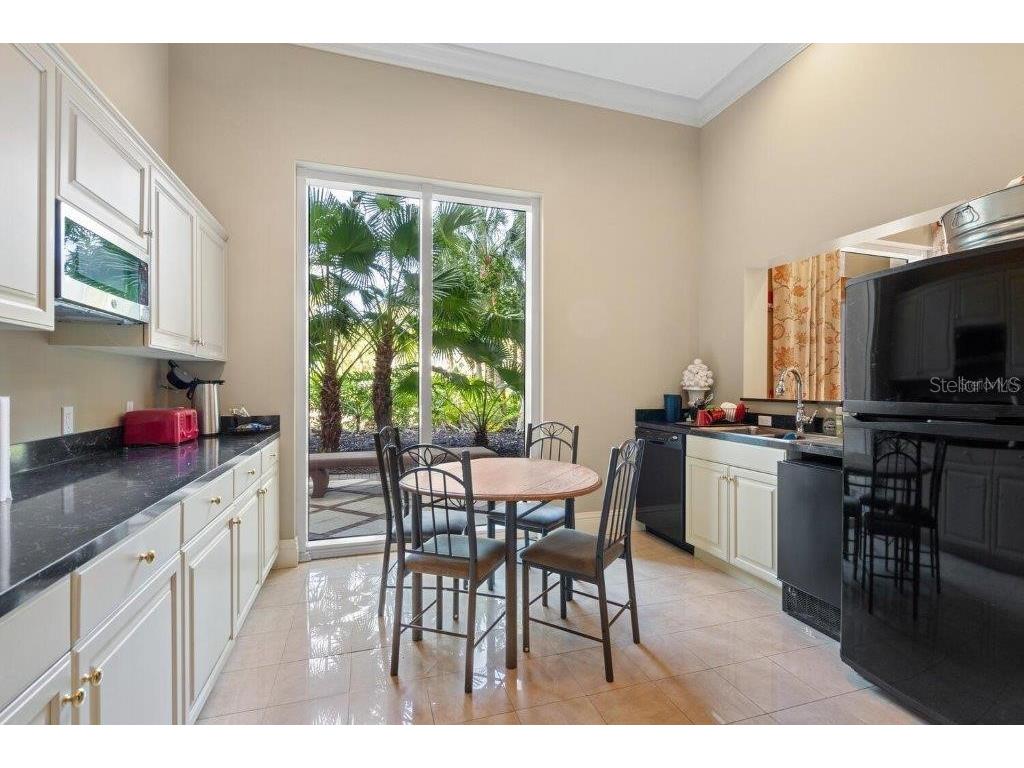 800 N Tamiami Trail #405 Sarasota FL 34236 A4677207 image35