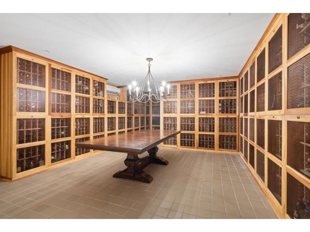 800 N Tamiami Trail #405 Sarasota FL 34236 A4677207 image39