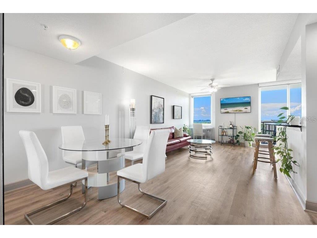 800 N Tamiami Trail #405 Sarasota FL 34236 A4677207 image4