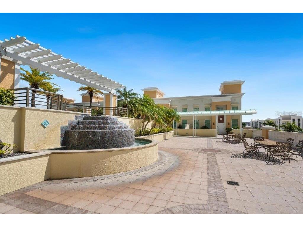 800 N Tamiami Trail #405 Sarasota FL 34236 A4677207 image51