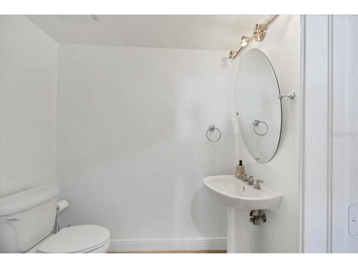 800 N Tamiami Trail #509 Sarasota FL 34236 A4642835 image24