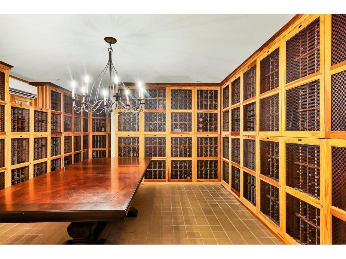 800 N Tamiami Trail #509 Sarasota FL 34236 A4642835 image42