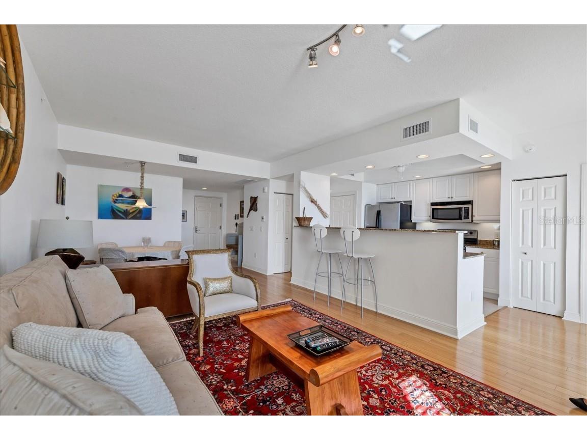 800 N Tamiami Trail #604 Sarasota FL 34236 A4652403 image13