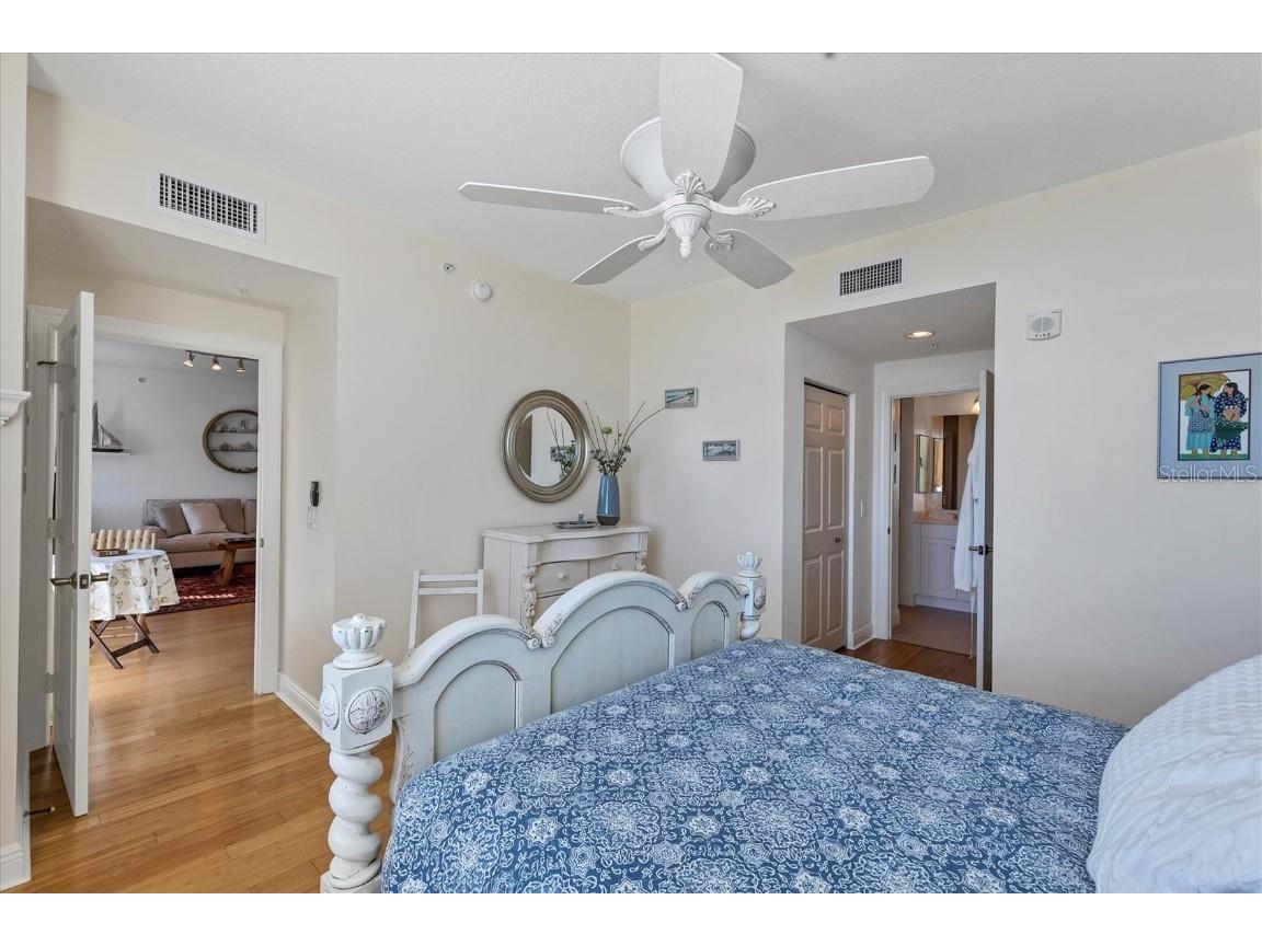 800 N Tamiami Trail #604 Sarasota FL 34236 A4652403 image23