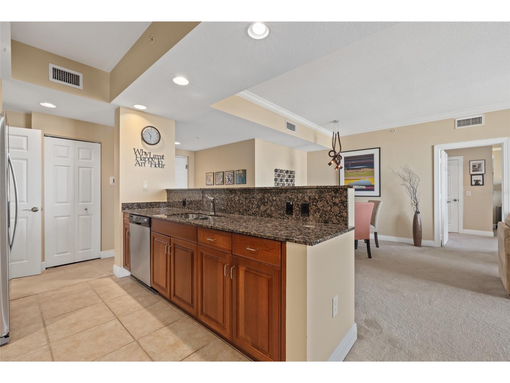 800 N Tamiami Trail #611 Sarasota FL 34236 - SARASOTA BAY A4680740 image9
