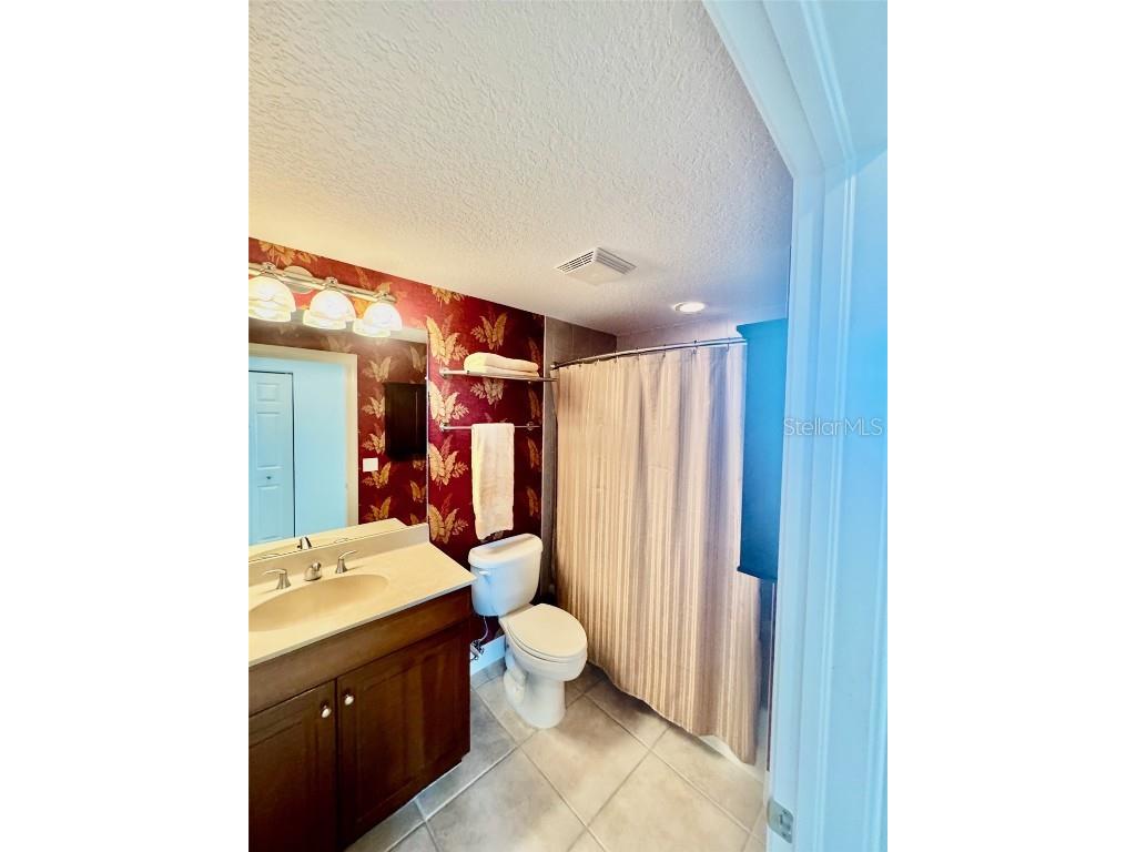 800 N Tamiami Trail #708 Sarasota FL 34236 A4659073 image9