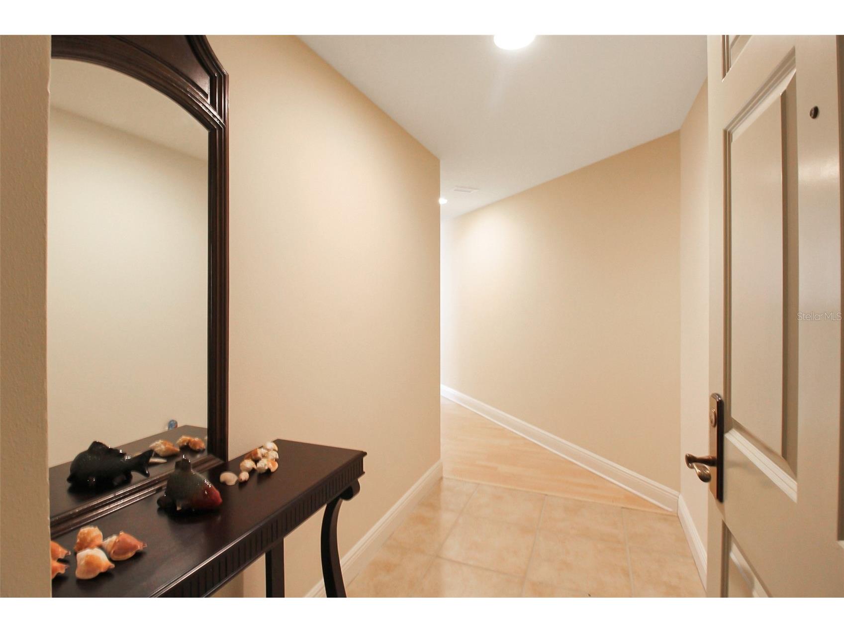800 N Tamiami Trail #806 Sarasota FL 34236 - SARASOTA BAY A4699436 image3