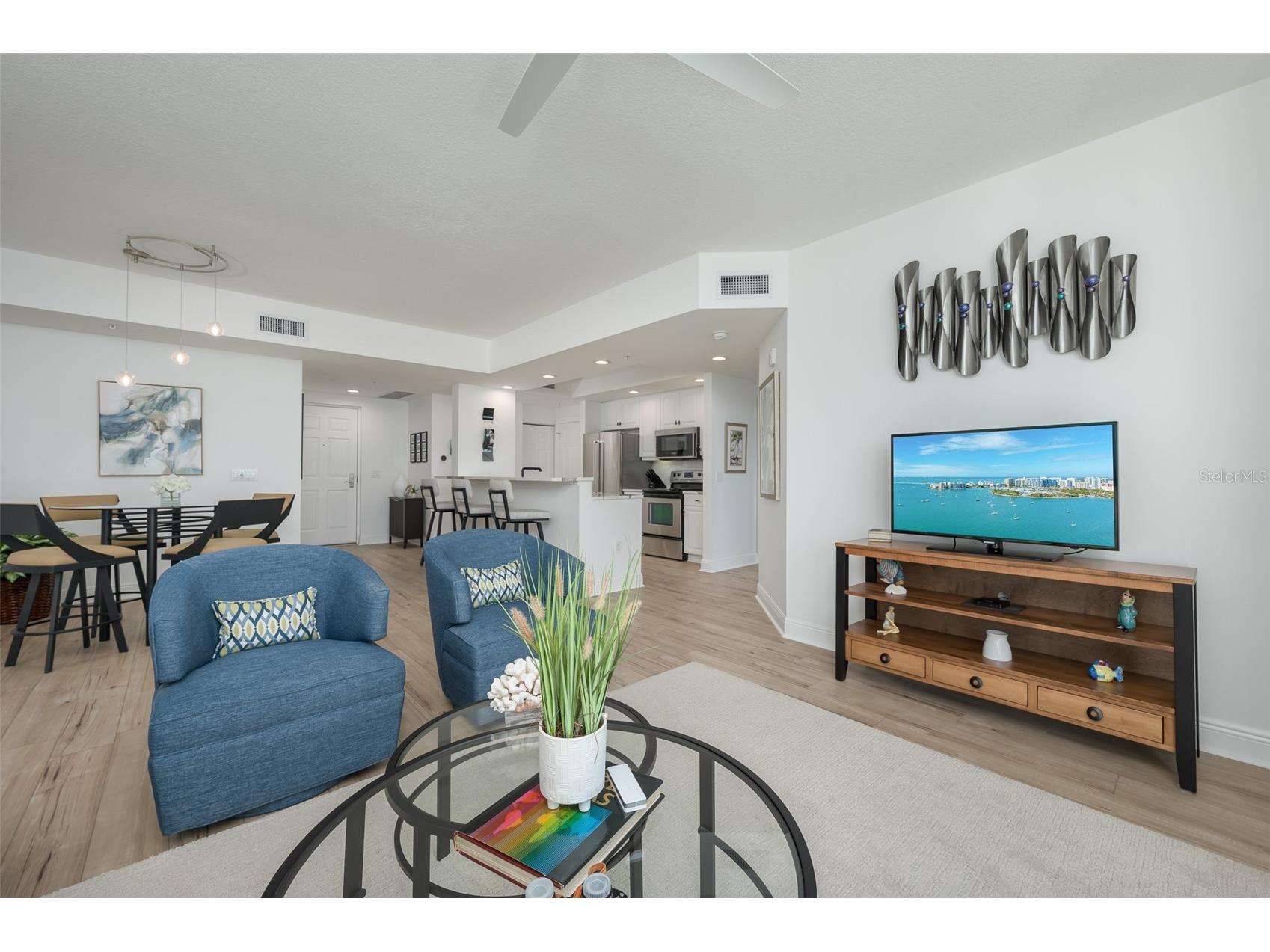 800 N Tamiami Trail #815 Sarasota FL 34236 - SARASOTA BAY A4676300 image11